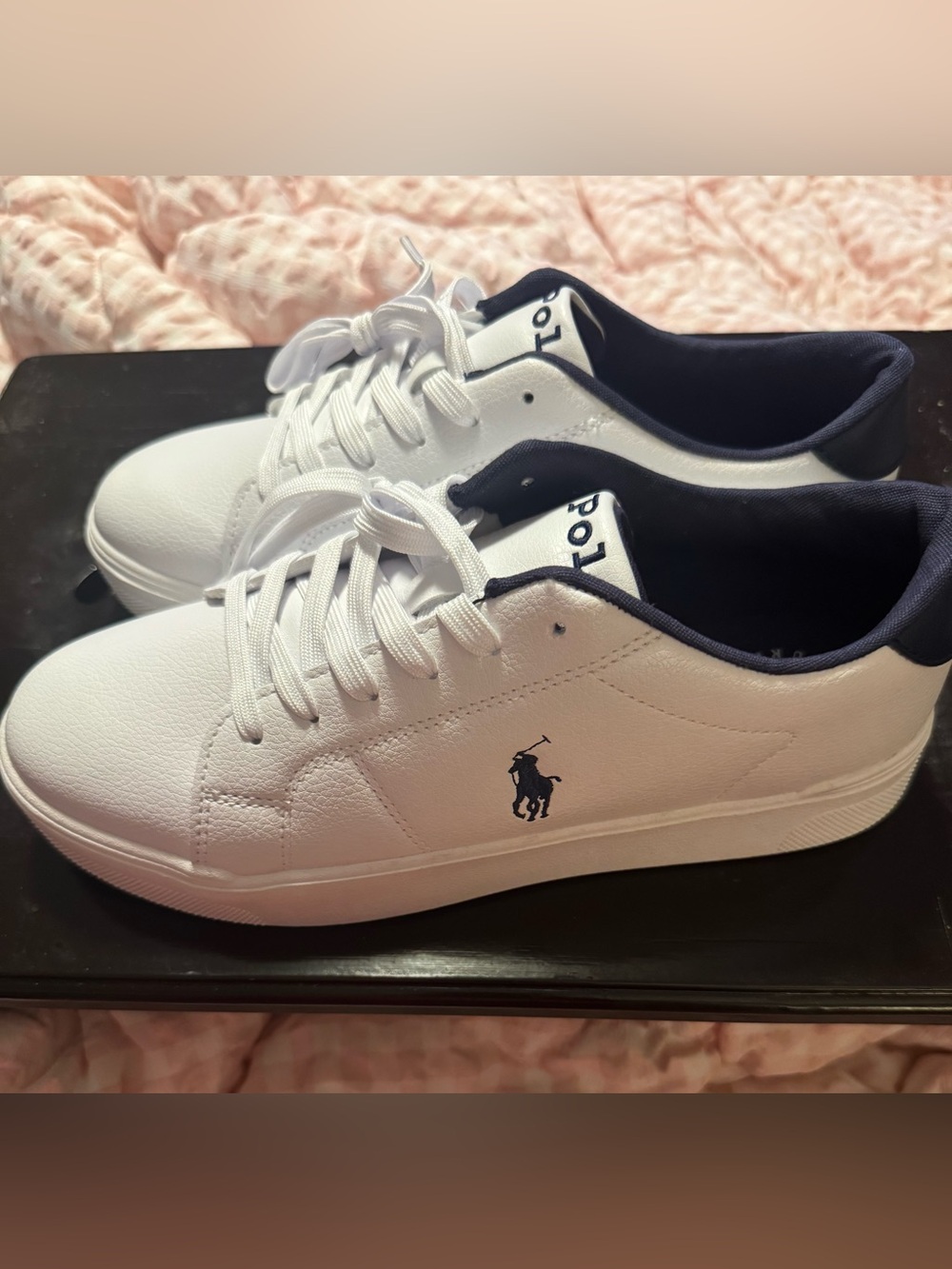 Polo Ralph Lauren Sutton White Navy Blue Low Top Sneakers RL02776101 Size 6 NWT